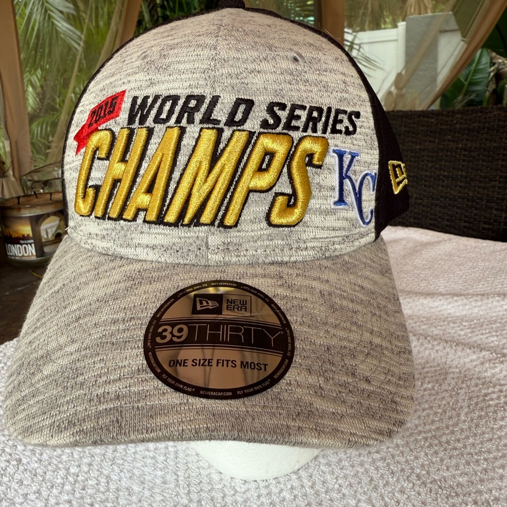 MWT 39Thirty New Era MLB KC Royals 2015 World Series Champions Hat